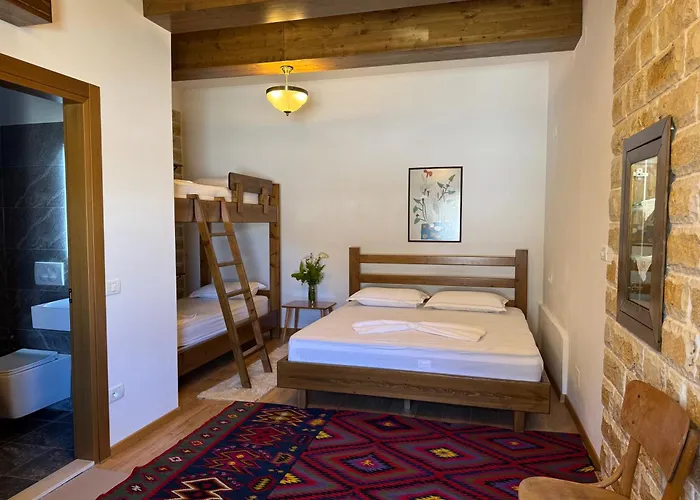 Ana Auberge de jeunesse